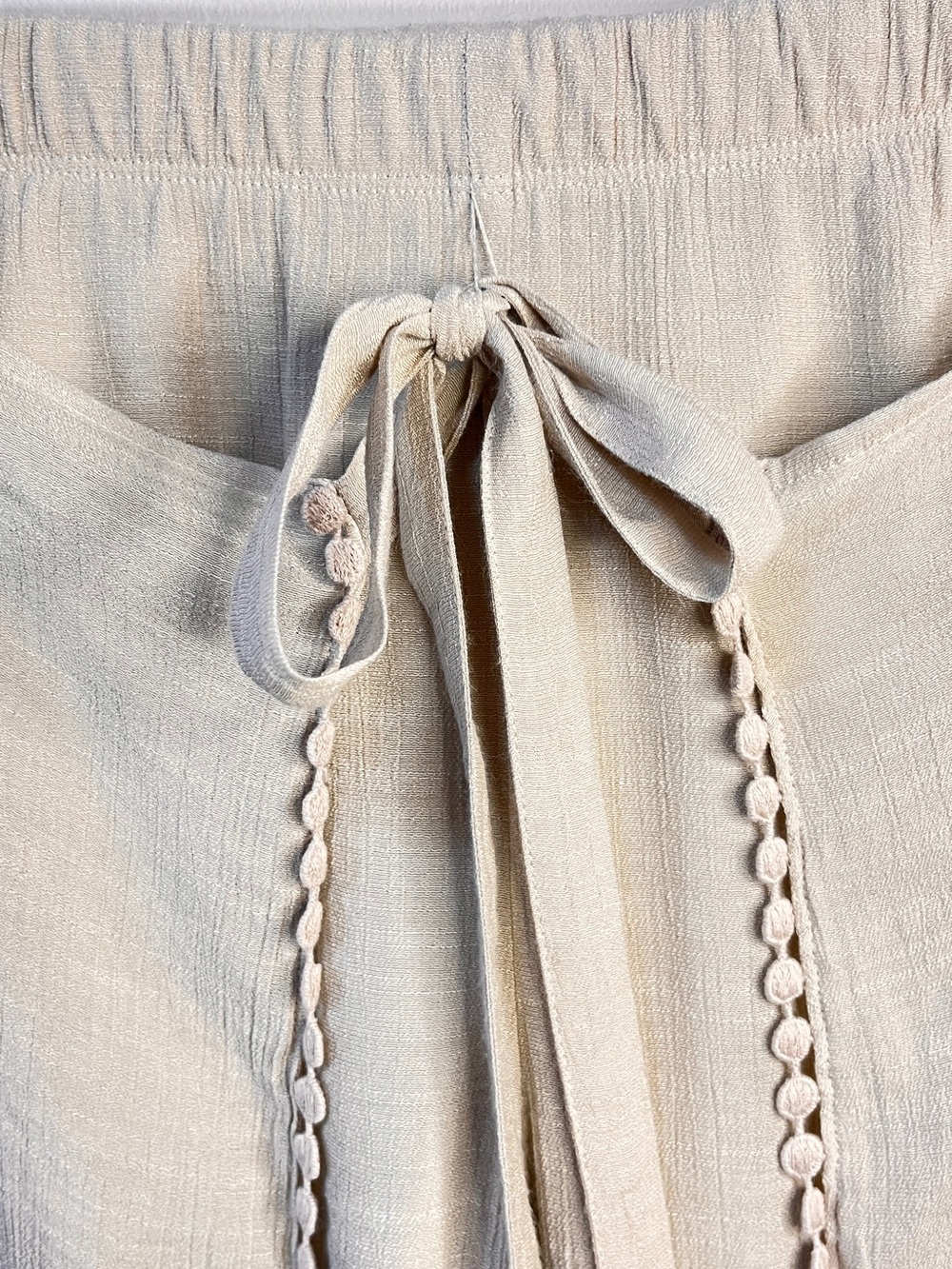 Beige Tie-Front Size Small Pants